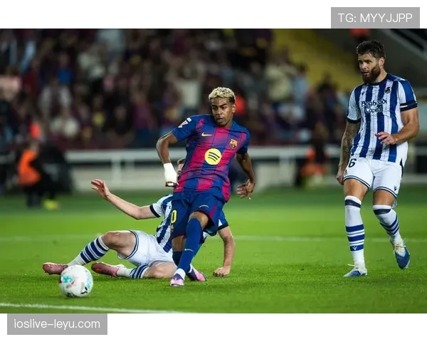 西甲球队倚重短传渗透战术,攻防流畅提升联赛观赏性 西甲球队倚重短传渗透战术,攻防流畅提升联赛观赏性