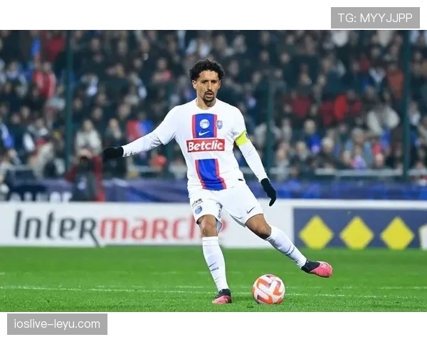 马尔基尼奥斯:接过队长袖标成为巴黎队长 马尔基尼奥斯:接过队长袖标成为巴黎队长